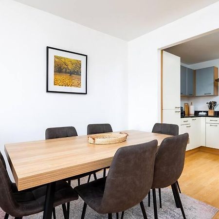 Lovely 2 Bedroom Apartment With Balcony Dublin Exterior foto